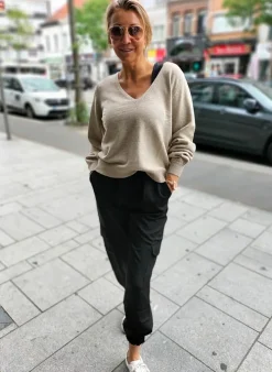 Vila Broek Vipetra Cheap