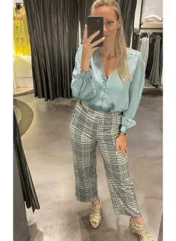 Vila Broek Viraja Ruit caramel cafe Cheap